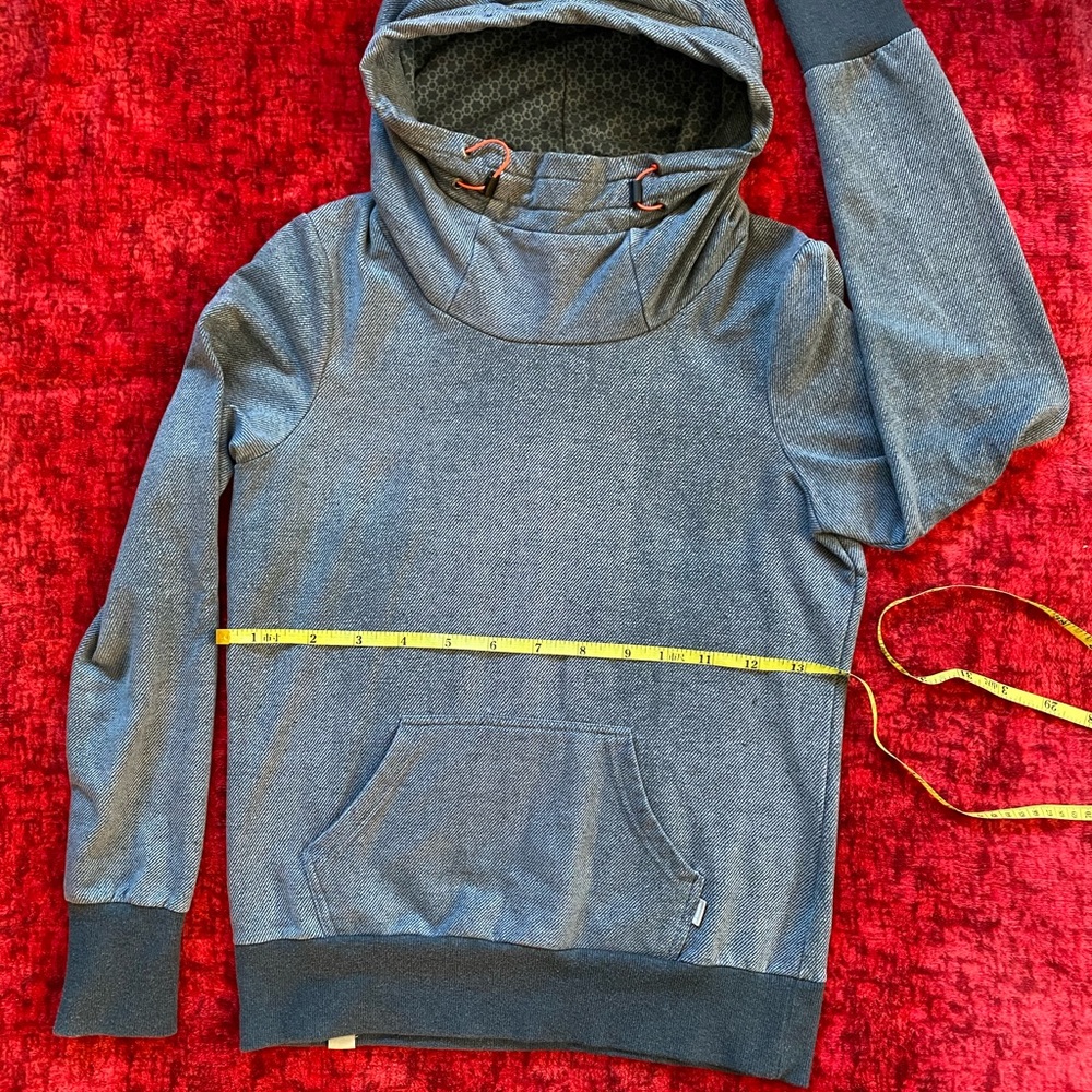 Bench Hoodie size S